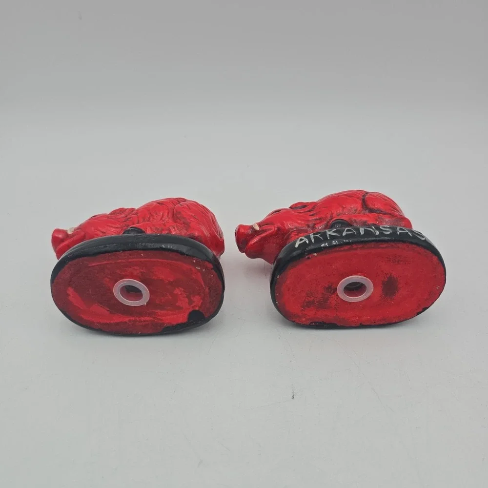 Vintage Arkansas Razorback Pig Salt & Pepper Shakers Red Souvenir Ceramic Pair